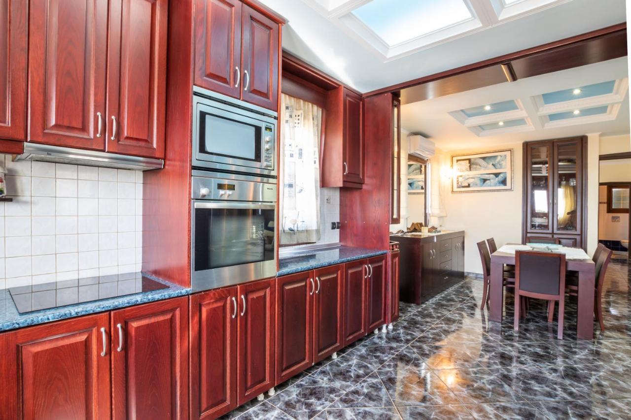 Oceanviewvilla Afiartis ภายนอก รูปภาพ